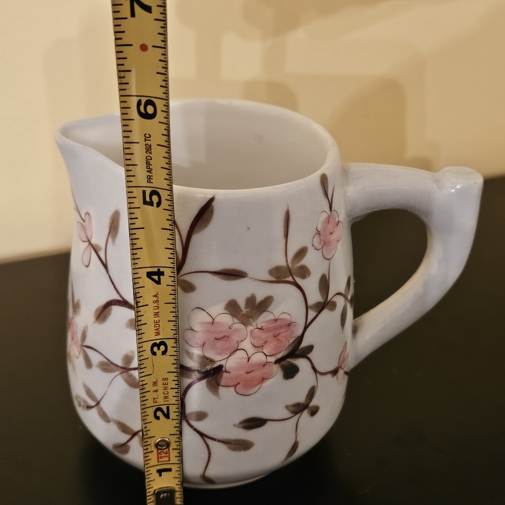 Small cherry blossom pitcher - Picture 5 of 6